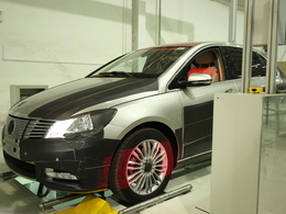 Chine : Mercedes et BYD lanceront Denza en 2014