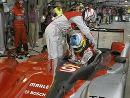 (24 Heures/direct) Sortie de piste pour l'Audi n°7 et Tom Kristensen