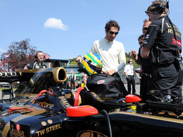 Bruno Senna au volant d'une Lotus Renault le 1er mai dernier, à Spa