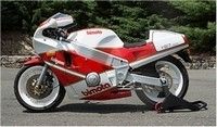 Vente aux enchères: 700 motos demain à Las Vegas par Mecum.