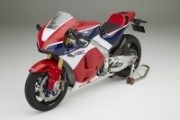 Honda parle d'une mystérieuse CBR10