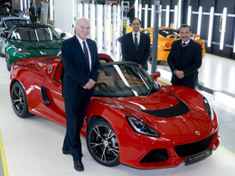 Lotus reçoit 10 millions de £ de subvention et embauche plus de 300 personnes