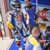 Superbike - Suzuki: Francis Batta parle de Toseland et taille Kagayama