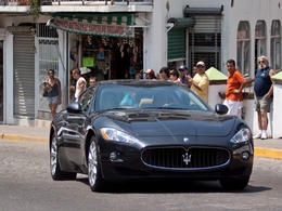 Maserati fait son cinéma dans "Limitless"