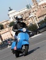 Interdiction de circulation des vieux scooters, la colère à Gênes