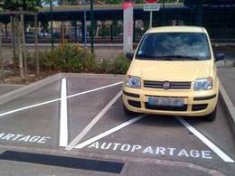 Paris: 200 places de parking pour l'autopartage
