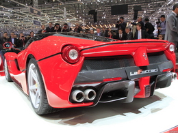 Ferrari rappelle les LaFerrari pour un risque d'incendie