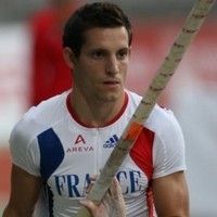 Renaud Lavillenie, médaille d'or du saut à la perche aux J.O. de Londres, en twin cup le week end prochain au Vigeant.