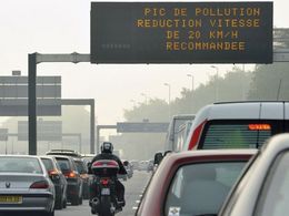 Paris demande le retour de la circulation alternée pour vendredi