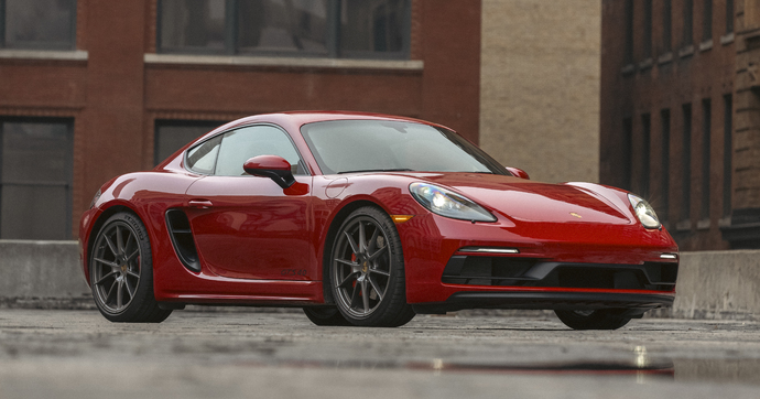 Porsche officialise le lancement du roadster 718 en version électrique