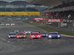 Super GT/Sepang: Benoît Tréluyer et Loïc Duval sur le podium