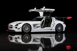Officiel : Mercedes dévoile sa SLS AMG GT3