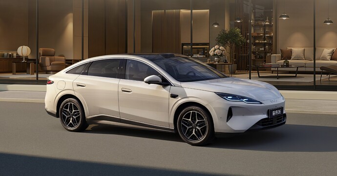 Moins de 13 000 € ! Cette rivale de la Model 3 va-t-elle tout bouleverser ?