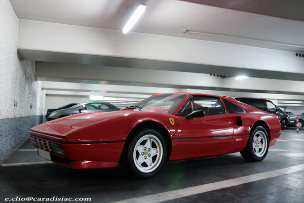 Photos du jour : Ferrari 328