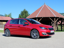 La Peugeot 308 élue "Voiture de l'année 2014" en Suisse