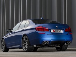 Akrapovic donne de la voix à la BMW M5 F10 (vidéo)