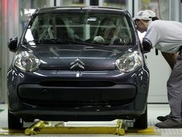 Marché automobile européen : l'objectif annuel revu à la baisse