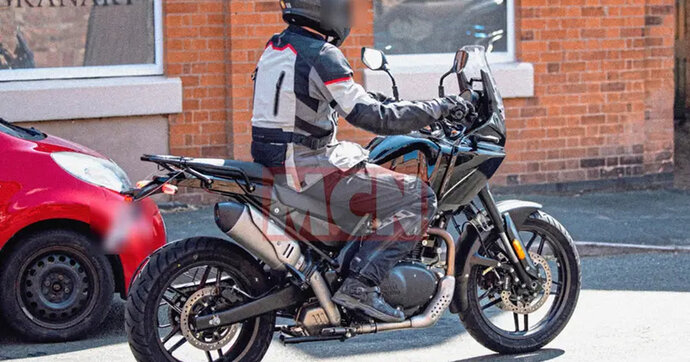 Royal Enfield va encore agrandir la famille Himalayan avec un nouveau trail