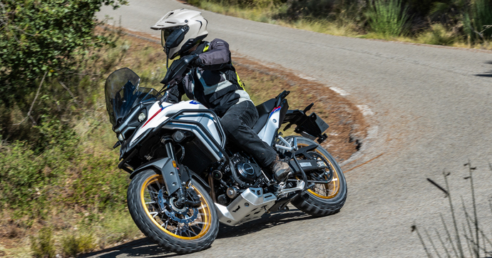 Kove 625 X Pro : le trail middle-size qui  vise grand !