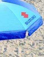 Suzuki vous protège du soleil...