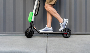Paris : amendes de 35 € pour les trottinettes laissées n'importe où