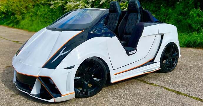 Une Smart a fusionné avec une Lamborghini, et voici le résultat
