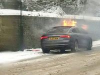 Sa cigarette électronique incendie son Audi A5 Sportback - Automag.fr