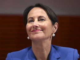Ségolène Royal veut 100% de taxis électriques d'ici cinq ans