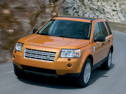 Le Land Rover Freelander 2 passe par la case rappel : le toit ouvrant fait des siennes.