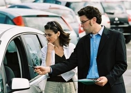 Faites des économies ! Achetez-vous une voiture d'occasion pendant les vacances !