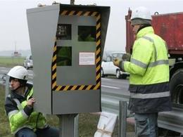 Sécurité Routière: en 2013, les radars feront moins de PV