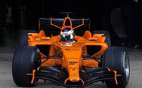 La nouvelle MP4/21 en piste à Catalunya