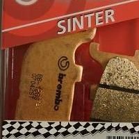 Freins: Brembo frictionne aussi les scooters