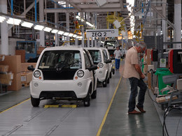 Des salariés de Mia Electric attaquent leur employeur en justice