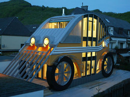 Insolite : une maison pour les passionnés d'automobile !