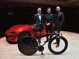 Milan Design Week 2015 : Mazda présente un vélo et un canapé KODO