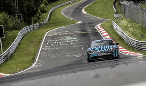 Porsche établit un record sur le Nürburgring avec la Taycan