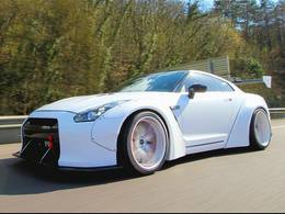Top Marques 2015 : Dijon Auto Racing présente une Nissan GT-R démentielle