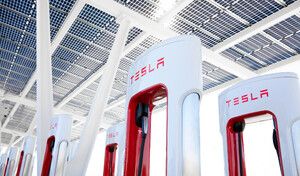 Tesla : 800 Superchargers ouverts en France