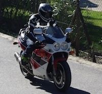 Interdiction de circuler en ville : les moto d'avant 2006 dans le viseur?