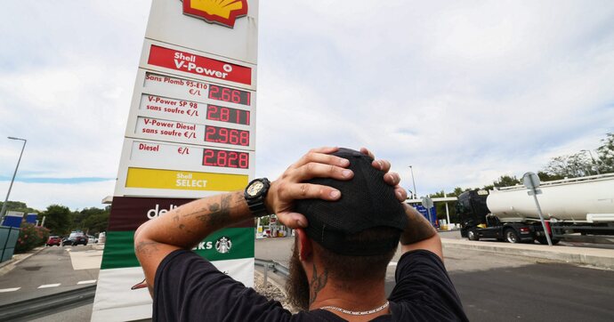 Le carburant trop cher oblige les Français à moins consommer