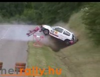 Vidéo : Clio en course de côte.. ca passait c'était beau..