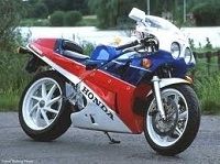 Actualité moto - Honda: Une sportive avec un V4 nous est promise