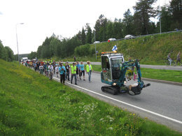 Du nord au sud de la Finlande en pelleteuse