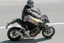 Actualité moto - KTM: Au tour de la SuperDuke de se dévoiler en 1190 !