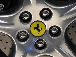 Les Italiens se séparent de plus en plus de leurs supercars