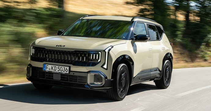 Le Kia Seltos est un nouveau SUV hybride qui risque de piquer des clients aux Niro et Sportage