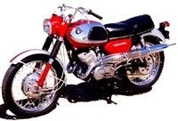 SUZUKI T20 : un paquet de nerfs qui n'a pas peur des grandes...