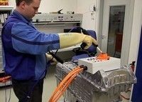 Vidéo moto : découvrez la fabrication d'un scooter électrique