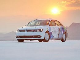 298 km/h en Volkswagen Jetta hybride